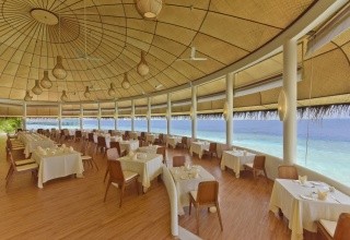 Dreamland Resort	(Baa Atol)
