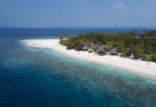 Dreamland Resort	(Baa Atol)