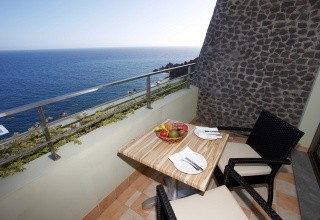 Madeira Regency Cliff