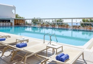 Kamari Beach