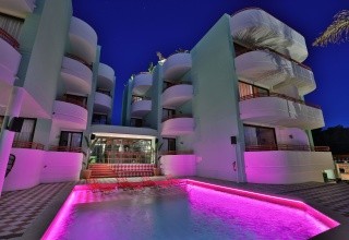 Cubanito Ibiza Suites