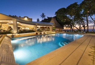 Tamarindo Diria Beach Resort