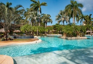 Tamarindo Diria Beach Resort