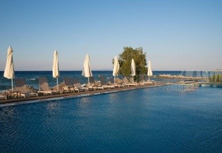 Golden Coast Resort