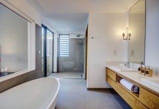 Mythic Suites & Villas Conciergerie & Resort