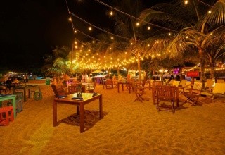 Araliya Beach Resort & Spa
