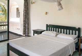Bahari Dhow Beach Villas