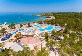 Zaton Holiday Resort 4 Star Apartments