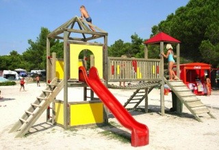 Zaton Holiday Resort 4 Star Apartments