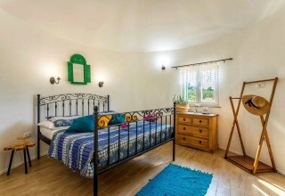 Studia Magical Island Home Mary