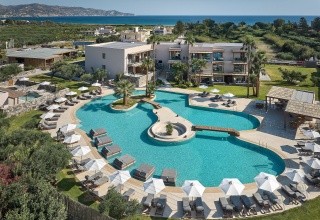 Amounda Bay