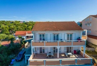 Apartmán Zora (Lun)