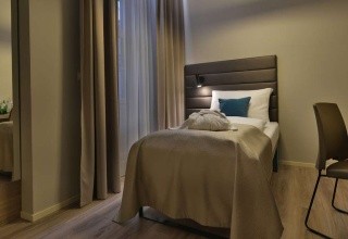 EA Hotel New Town