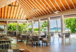 Dhigali Maldives Island Resort