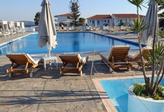 Sirenes Beach