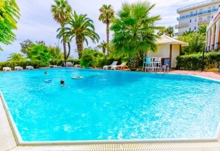 Grand Excelsior
