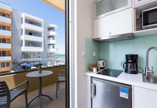 Meltemi Coast Suites