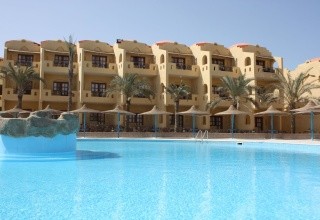Protels Beach Club & SPA Resort