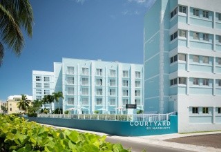 Courtyard Nassau Downtown/Junkanoo Beach