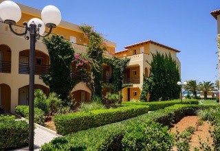 Vantaris Luxury Beach Resort