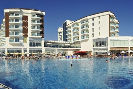 Cenger Beach Resort & Spa opinie