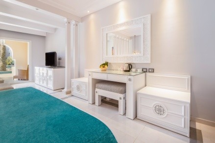 The Grand Palace recenzie