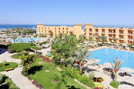 The Three Corners Sunny Beach Resort recenze