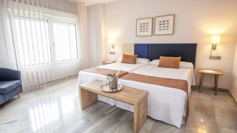 Flatotel (ex. Apartahotel First Flatotel International)