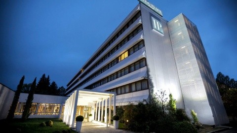 Living Place Hotel
