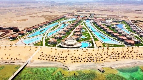 Plaża i hotel w Marsa Alam