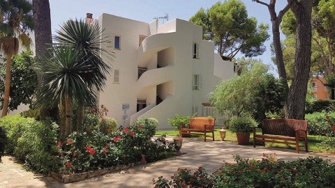 Los Tilos Aparthotel