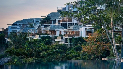 The Ritz-Carlton