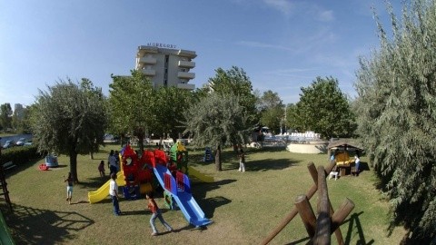 Sant Gregory Park – fotografie 2