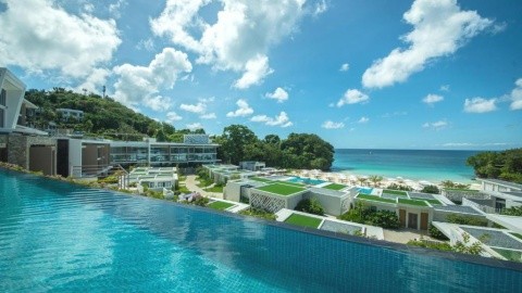 Crimson Resort & Spa Boracay