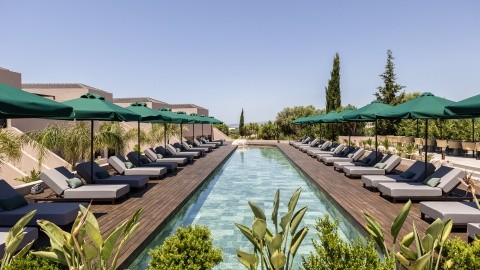 Tetra Suites & Spa