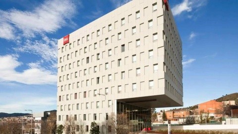 IBIS Barcelona Santa Coloma – fotografie 2