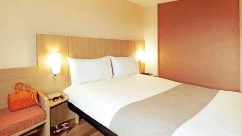 IBIS Barcelona Santa Coloma – fotografie 3