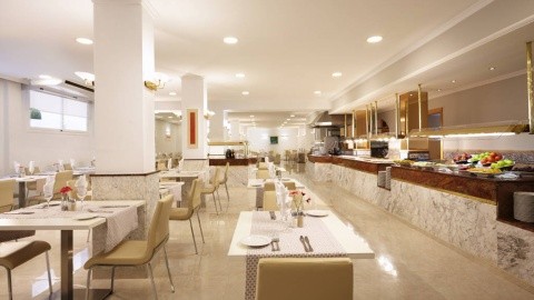 Las Arenas Hotel – fotografie 3