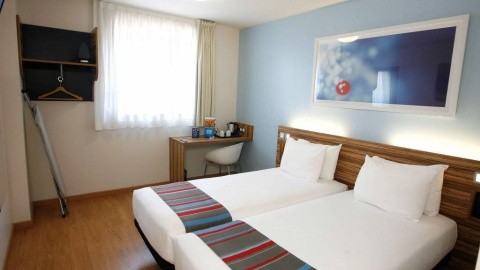 Travelodge Barcelona Poblenou – fotografie 3