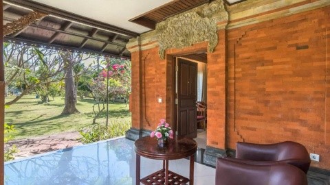 Inna Bali