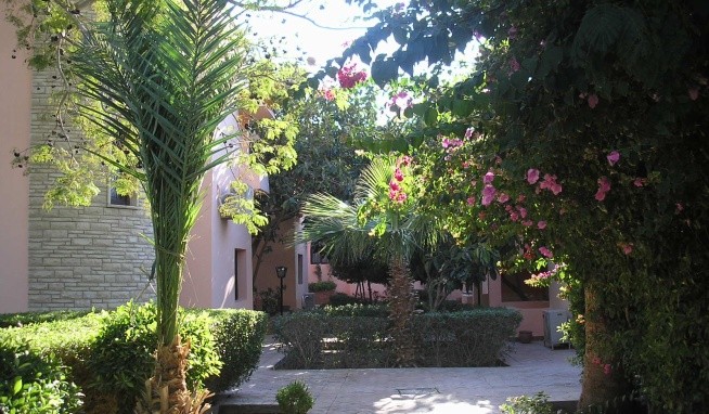 Al Mashrabiya Beach Resort értékelés