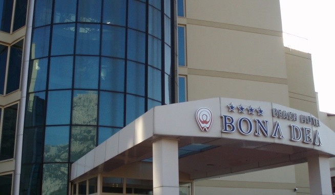 Bona Dea Beach értékelés