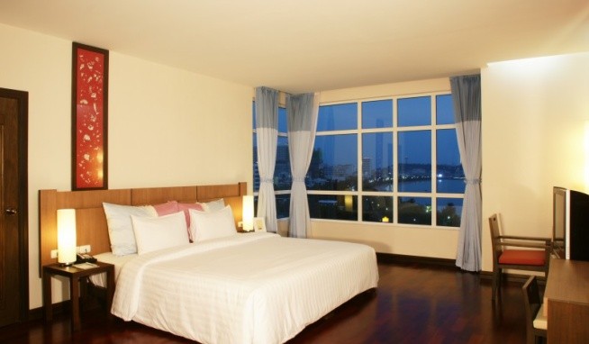 Pattaya Discovery Beach opinie