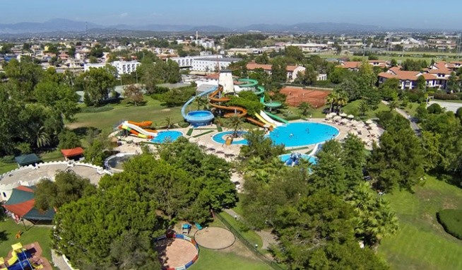 Starlight Resort (ex.Starlight Convention Center) recenzie