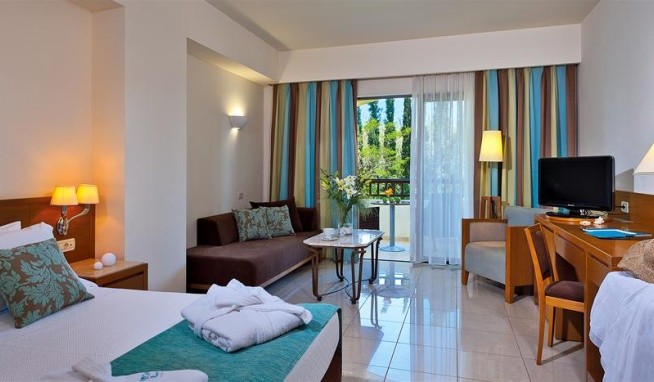 Minoa Palace Resort &Spa recenze