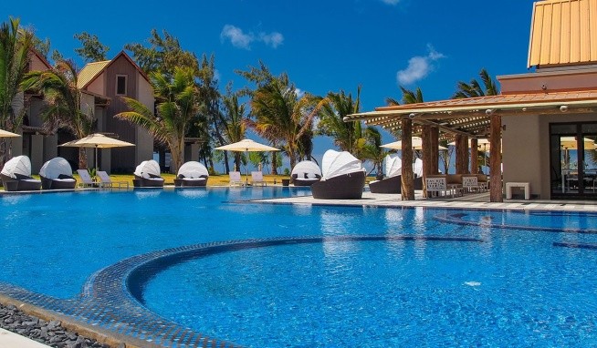 Crystals Beach Resort Belle Mare recenze