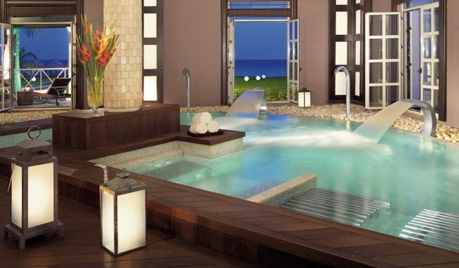 Secrets St. James recenze