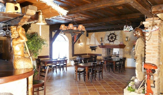 Penzion Restaurace & Yacht club Maják (Soběšovice) recenze