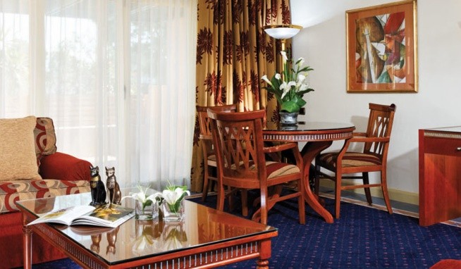 Mövenpick Resort Cairo Pyramids értékelés