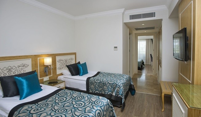 Crystal Waterworld Resort & SPA recenze